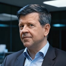 Роберт Х. Маккуи