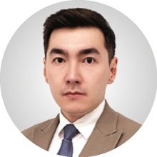 Ильяс Кабланов 